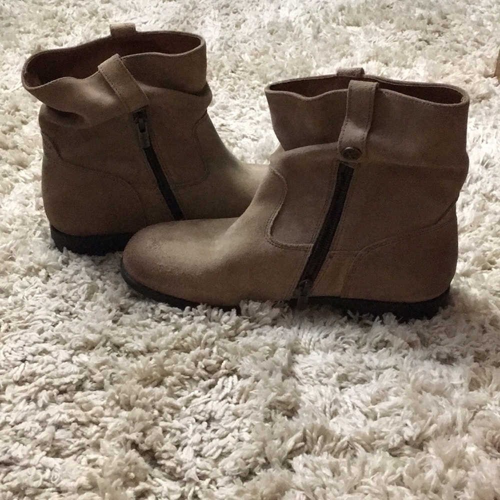 Birkenstock Women's Sarnia Boot Tan